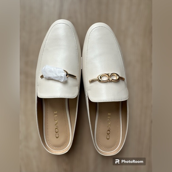 COACH Sienna Slide in Chalk size 7. New with box - Picture 3 of 5